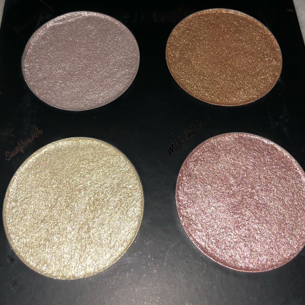 💄💋Random Makeup Set💋💄 - Picture 6 of 7